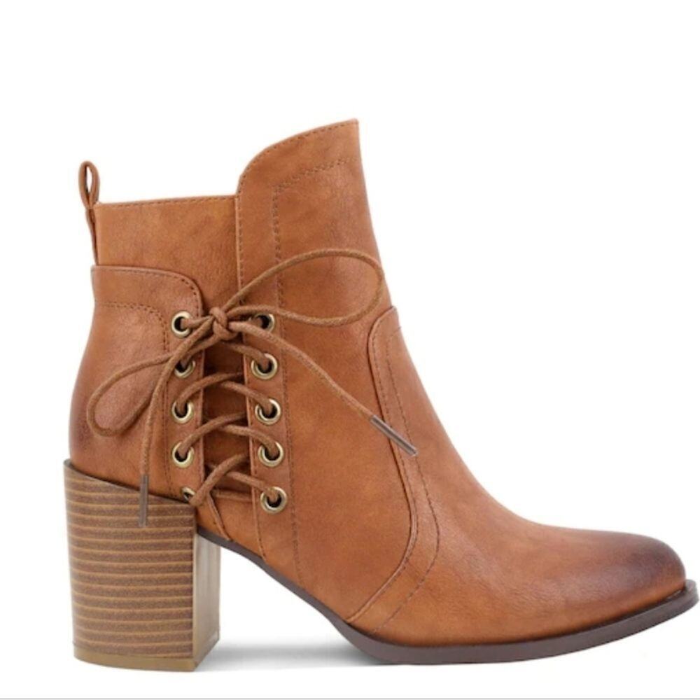 East Village Olivia Miller Block Heel Ankle Bootie Size 11